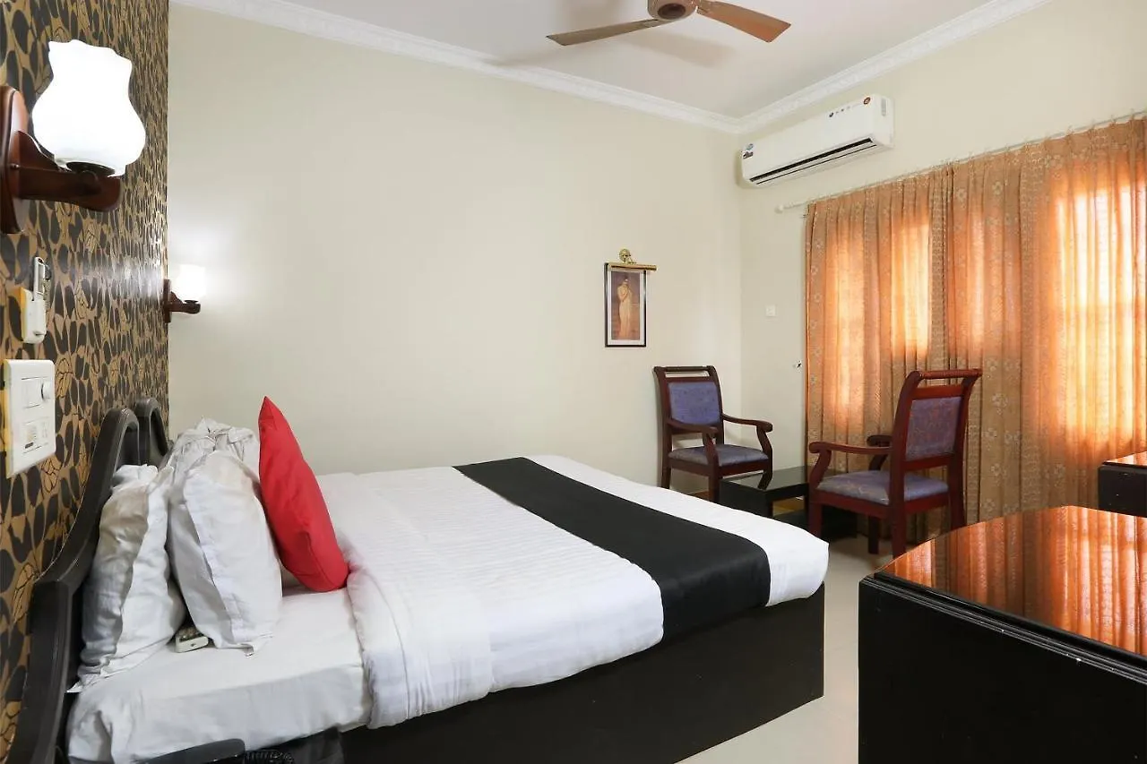 Hotel Capital O 46475 Gd International Redfort Nilambūr Indie